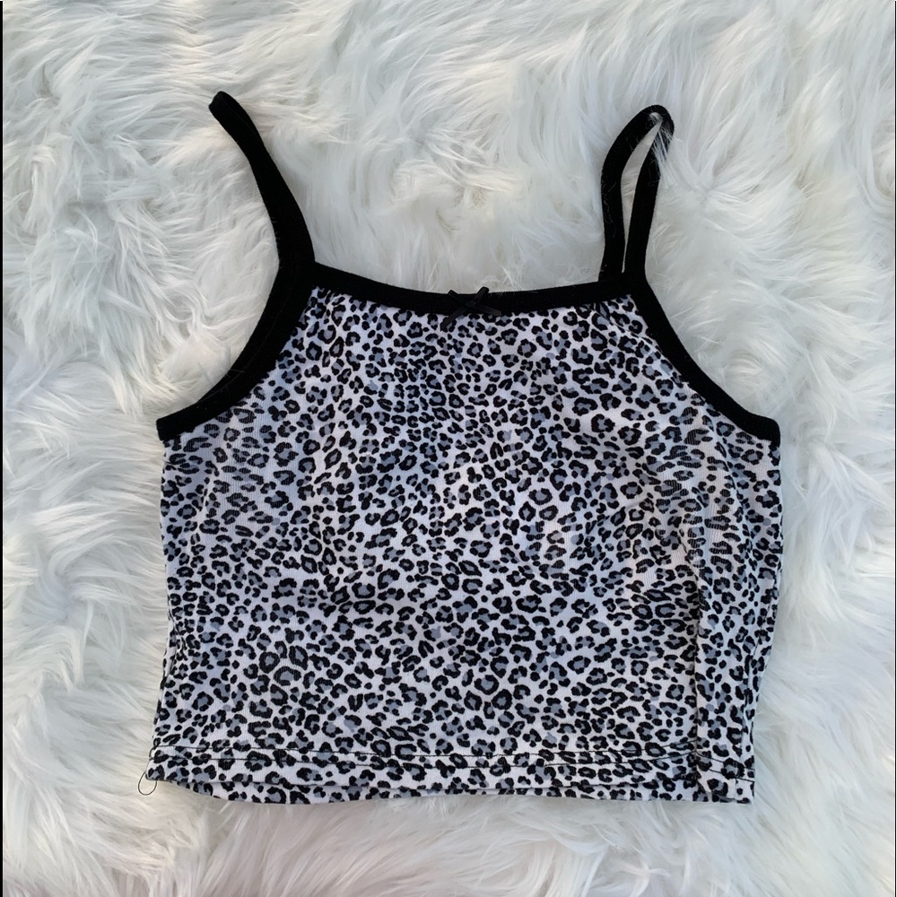 BRANDY MELVILLE blue white cheetah belle tank